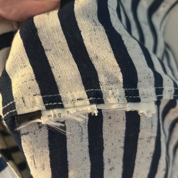 🎀Rag & bone Leeds white and blue striped linen button up blouse small Mandarin - Picture 8 of 11